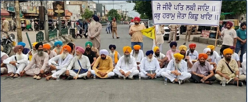 पंजाब में कौमी इंसाफ मोर्च की और से बंदी सिक्खों की रिहाई को लेकर बंद सफल रहा
