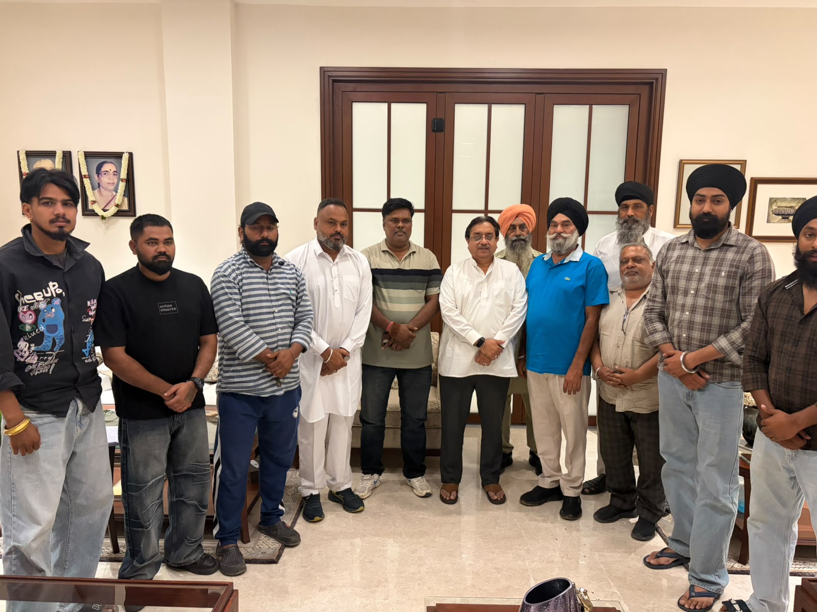 राकेश राठौर ने जालन्धर सैंट्रल से अपना दावा ठोका