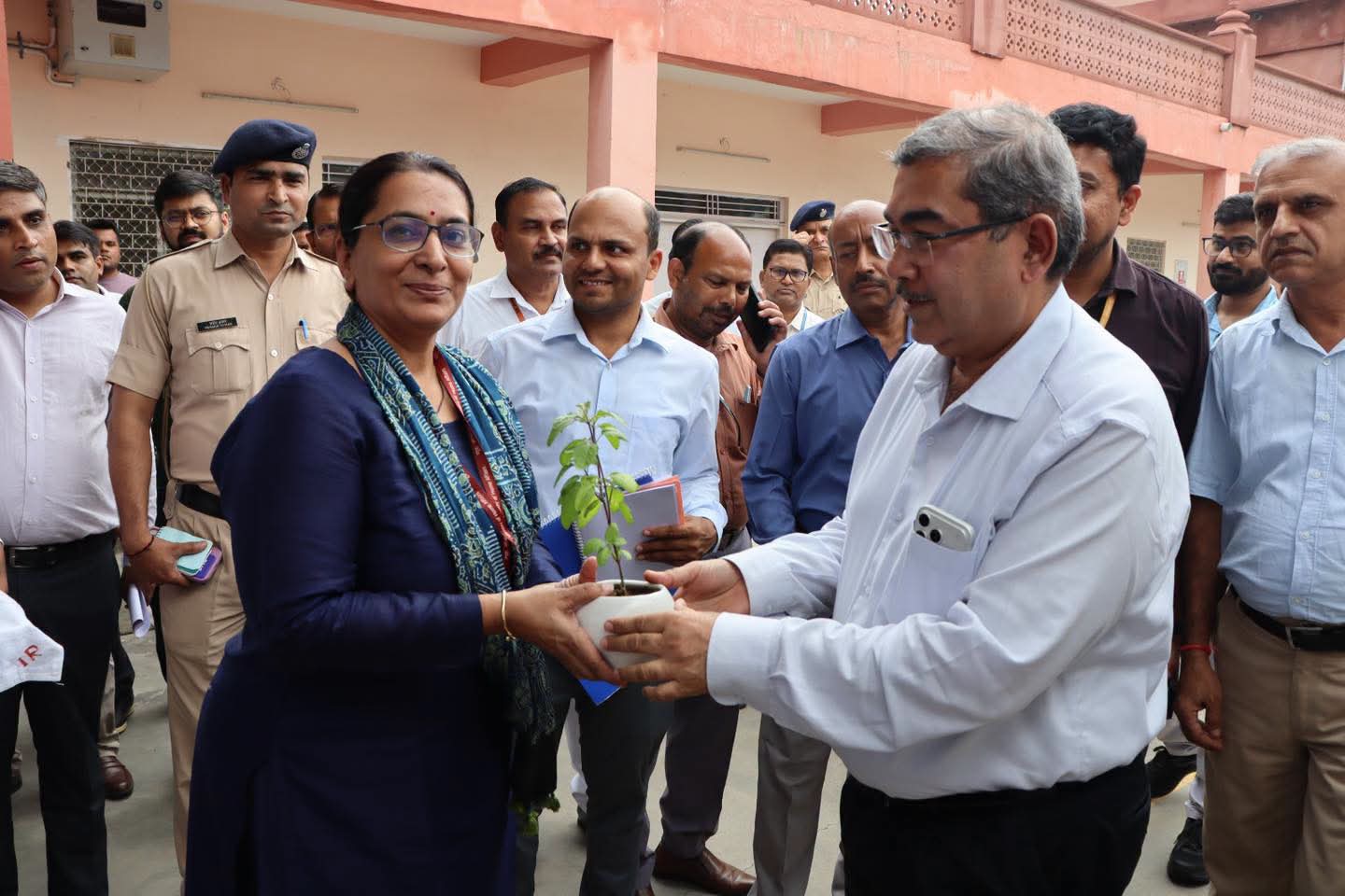 उत्तर रेलवे महाप्रबंधक ने किया देवबन्द- हरिद्वार रेल खण्ड का विंडो ट्रेलिंग निरिक्षण