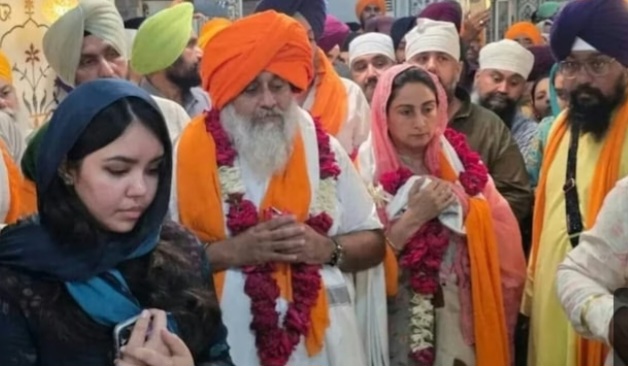 नांदेड गुरुद्वारा साहिब के बाहर सुखबीर बादल पर जानलेवा हमला